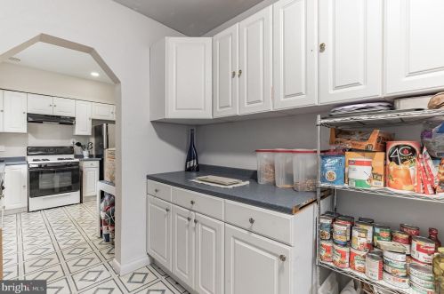 161 27 St, Camden NJ 08105-3927 exterior