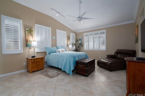 44374 Nighthawk Pass, Temecula CA 92592-1315 exterior