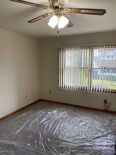 267 Paterson Ave, East Rutherford NJ  07073-1370 exterior