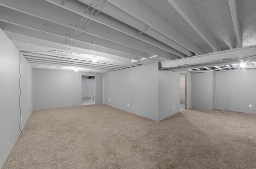 170 Village Circle Dr, Winfield MO 63389-2051 exterior