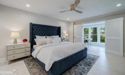 25 Chaumont Sq, Atlanta GA  30327-1088 exterior