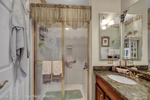 2 Arcadia Dr, Lakehurst NJ 08759-6160 exterior