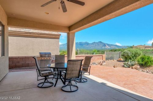 1831 Placita Canoa Azul, Green Valley AZ 85622-8079 exterior