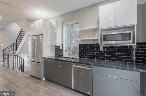 1503 26 St, Philadelphia PA 19146-3934 exterior