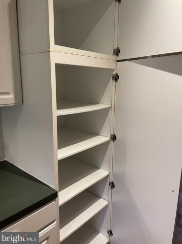 1418 Martha Custis Dr, Alexandria VA 22302-2028 exterior