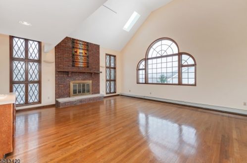 12 Fox Chase Rd, Parsippany NJ 07834-3001 exterior