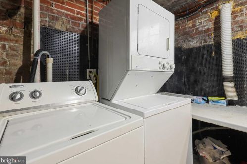 3929 Fulton St, Washington DC 20007-1379 exterior