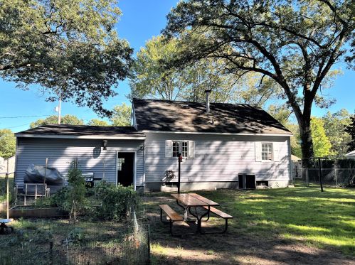 1425 Poulson Rd, Meskegon MI exterior