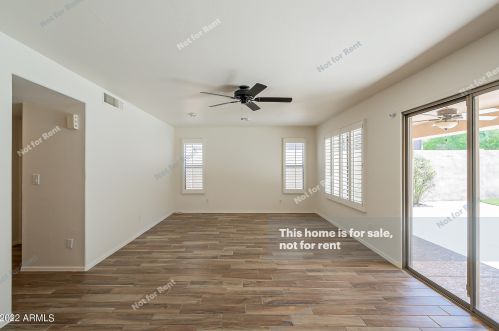 17033 45th St, Phoenix AZ 85050-8561 exterior