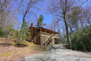 1182 Russ Cornett Rd, Boone NC  28607-8062 exterior