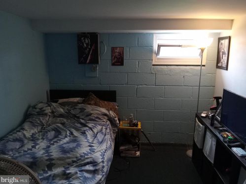 66 Elmwood Ave, Manor PA 19036-1927 exterior