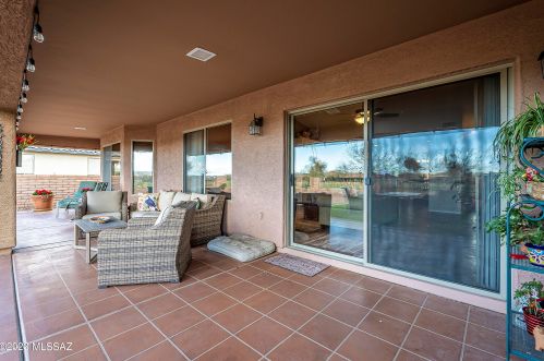 1241 Marshview Ln, Green Valley AZ 85614-6293 exterior