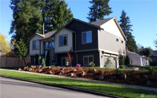 205 174th St, Seattle, WA 98155-4933