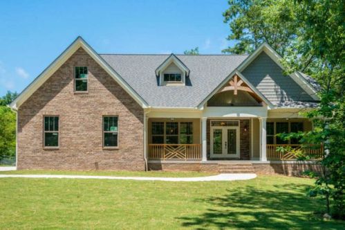 9210 Fuller Rd, Chattanooga, TN 37421-4410