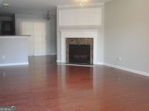 755 Crestwell Cir, Atlanta GA  30331-8629 exterior