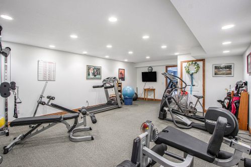 3363 Oakharbor St, Kalamazoo MI 49009-6179 exterior