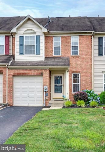 6 Poppyseed Dr, Lumberton Township, NJ 08048-4266