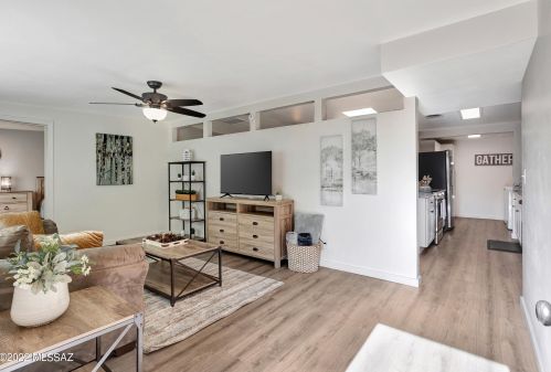 8257 Beverly St, Tucson AZ  85710-5931 exterior