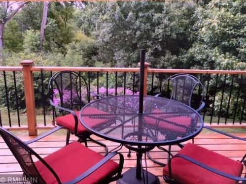 1441 Colleen Ave, Saint Paul MN 55112-1939 exterior