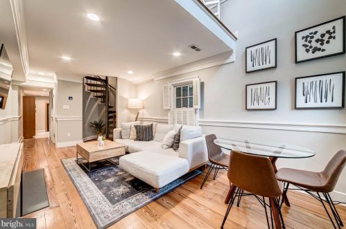 527 Wilkes St, Alexandria VA  22314-3723 exterior