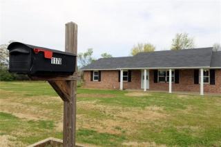 1170 Leelynjean Ln, Springdale, AR 72762-0801