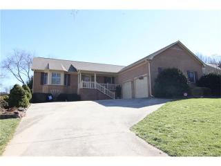 2249 Londonderry Dr, Gastonia, NC 28056-8407
