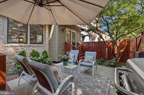 5205 Cottingham Pl, Alexandria VA  22304-3535 exterior