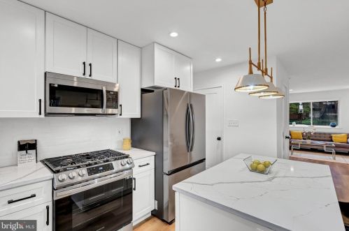 5112 Southern Ave, Washington DC 20019-5848 exterior