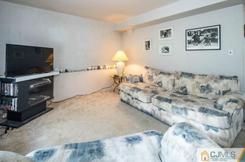 6 Clover St, Old Bridge NJ exterior