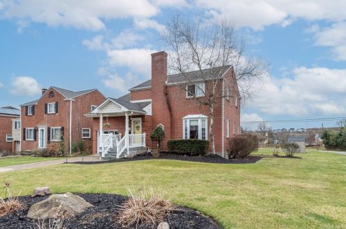 340 Spring Valley Rd, Pittsburgh, PA 15243-1418