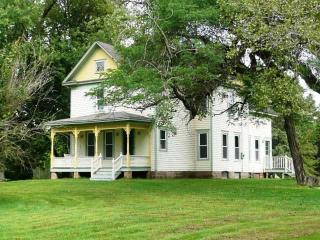 1053 Alpha Rd, Princeton, MN 55371-3504