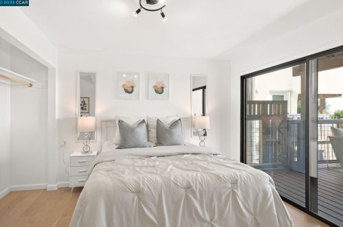 744 Contra Costa Ave, Berkeley CA 94707-1937 exterior