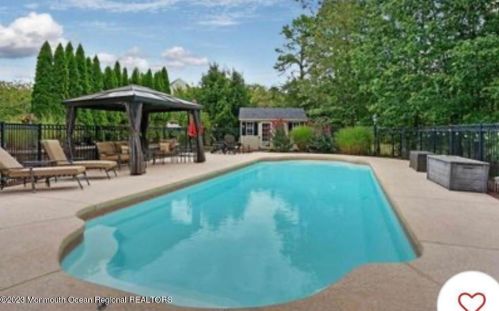 29 Jefferson Ct, Jackson Twp, NJ 08527-5159