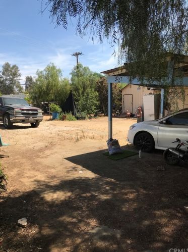 27260 Jarvis St, Perris CA 92570-8677 exterior