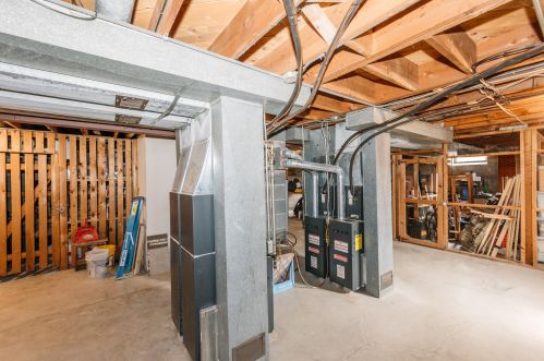 9111 Morgan Ave, Milwaukee WI 53221-1762 exterior