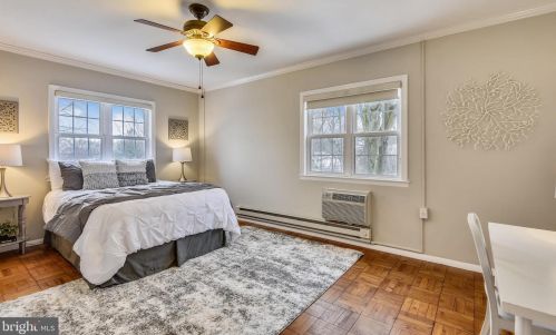 3555 Martha Custis Dr, Alexandria VA 22302-2003 exterior