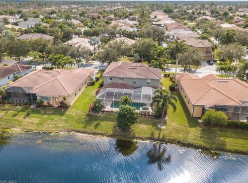 14771 Indigo Lk Cir, Naples FL 34119-4824 exterior