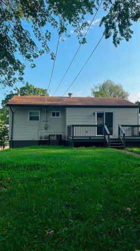 8625 Harold Dr, Saint Louis MO 63134-3201 exterior