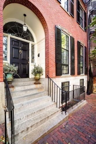 28 Chestnut St, Boston MA exterior