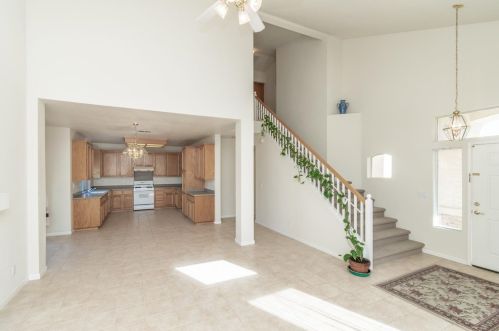 1375 Kerslake Cir, Folsom CA 95630-8460 exterior