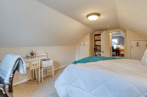 4321 Dodge St, Duluth MN 55804-1409 exterior