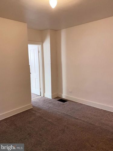 469 High St, Hanover PA 17331-3922 exterior