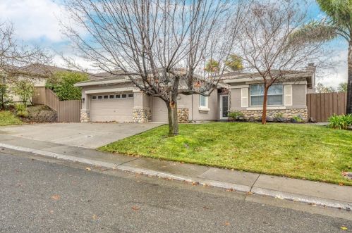 993 Glennfinnan Way, Folsom, CA 95630-6111