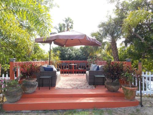 4790 30 Pl, Naples FL 34116-7767 exterior