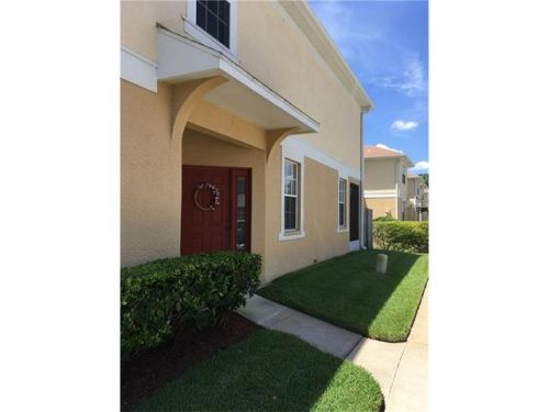 1924 Fiesta Ridge Ct, Tampa FL  33604-7700 exterior