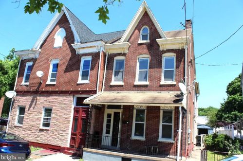 126 York St, Pottstown, PA 19464-5425