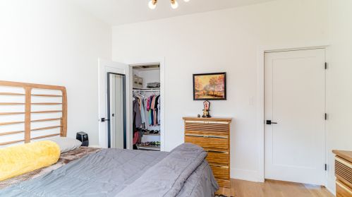 3611 Belmont Ave, Chicago IL  60618-5303 exterior