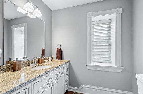 3892 Utah Pl, Saint Louis MO 63116-4832 exterior