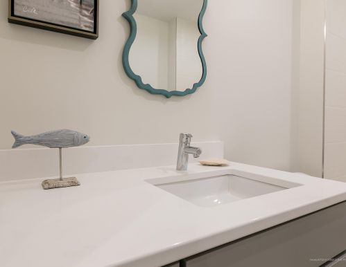 383 Commercial St, Portland ME  04102-3906 exterior