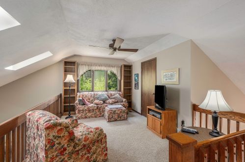 4177 Indian Spg Dr, Wyoming MI exterior